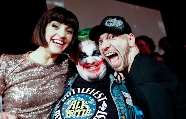 Alkbottle-Clown.jpg