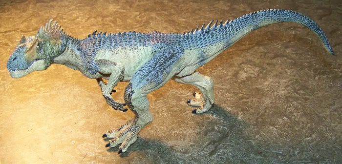 papo_allosaurus1.jpg