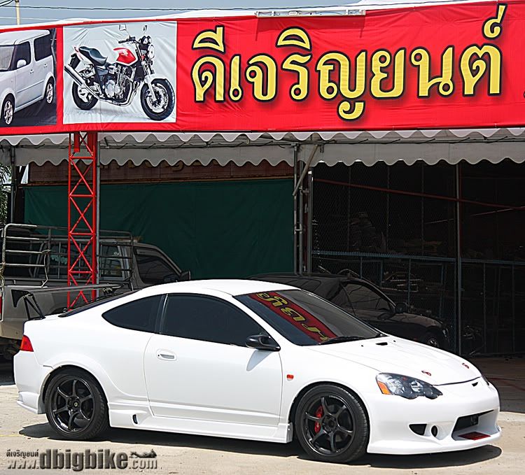 เผื่อใครสนใจลองไปแวะดูครับ DC5 แค่ ล้านสามเอง