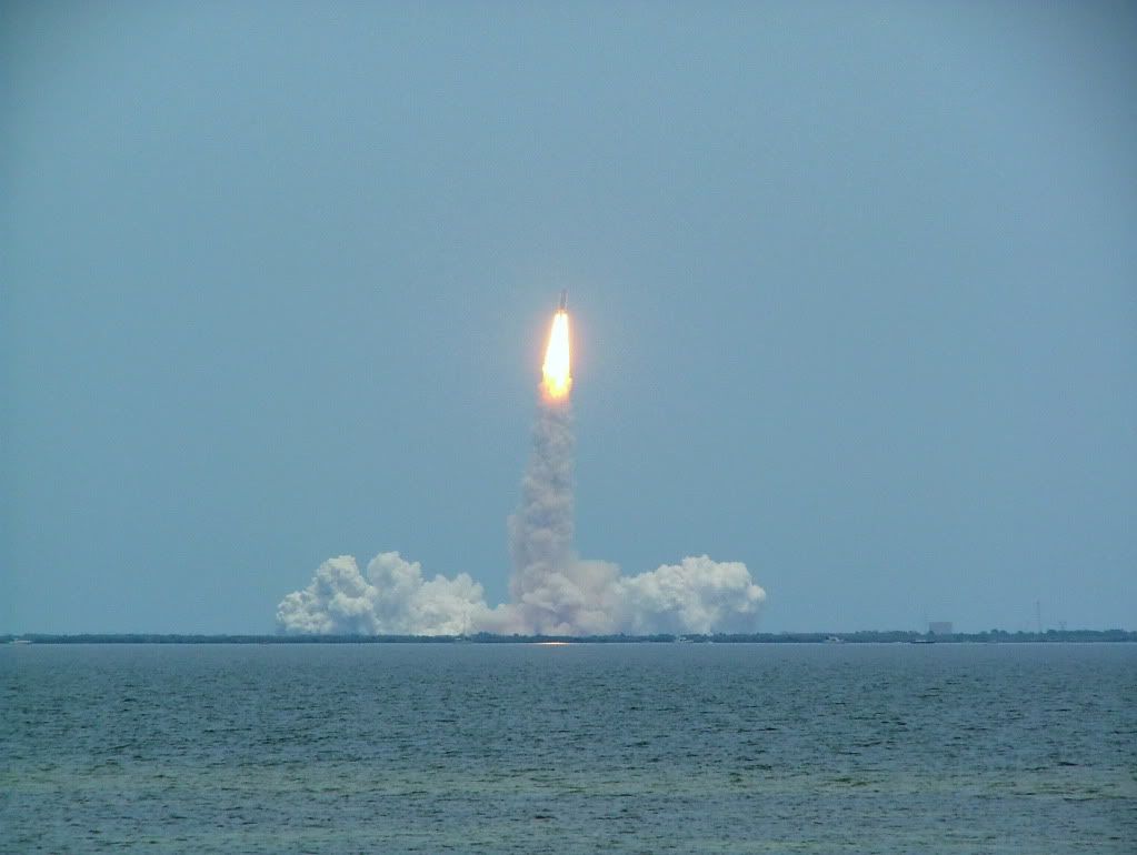 ShuttleLaunchMay11th039a.jpg