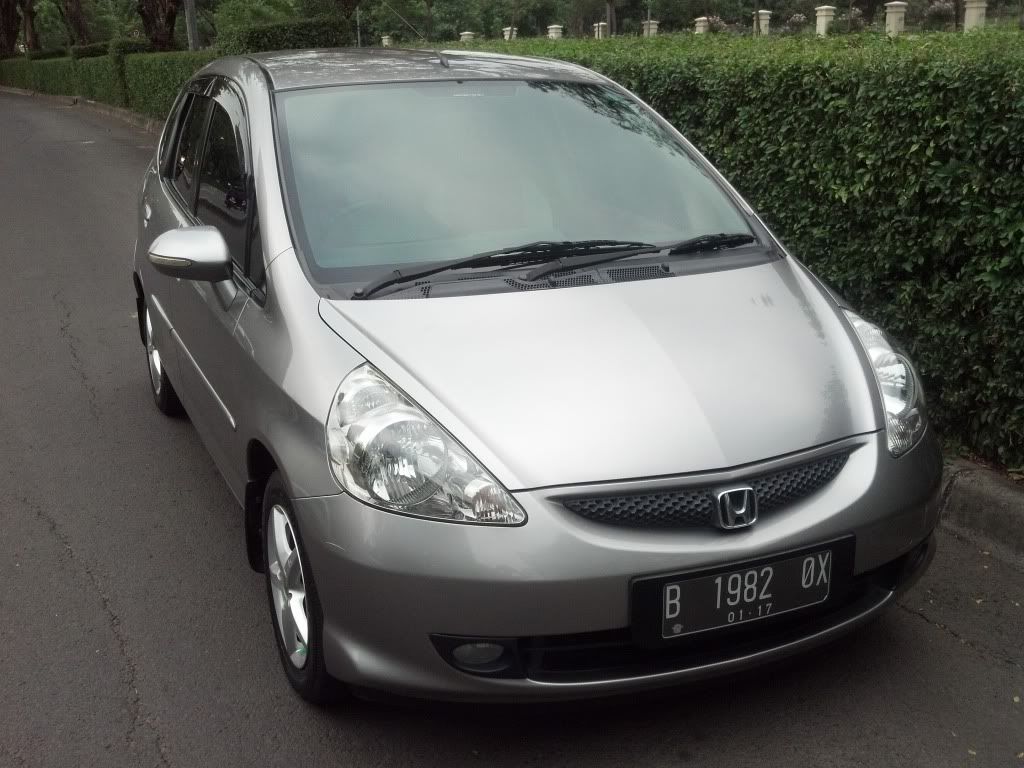 Bekas Honda Jazz IDsi AT 2007 Silverstone