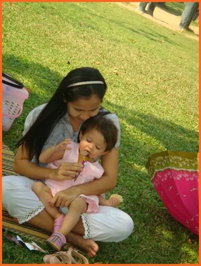 ชีวิต แบบ พ่อ แม่ ลูก