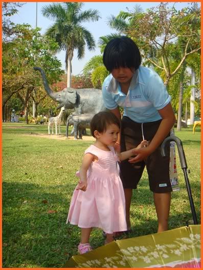 ชีวิต แบบ พ่อ แม่ ลูก