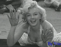 Marilyn Monroe gif photo: Marilyn handprints 090107035345402112964182-1.gif