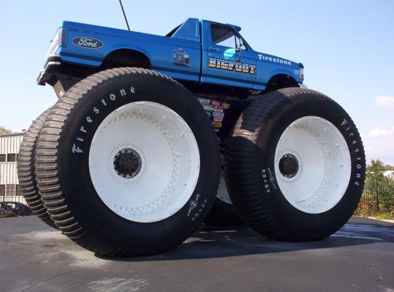 Bigfoot_Monster_Truck_zps29c7a89a.jpg