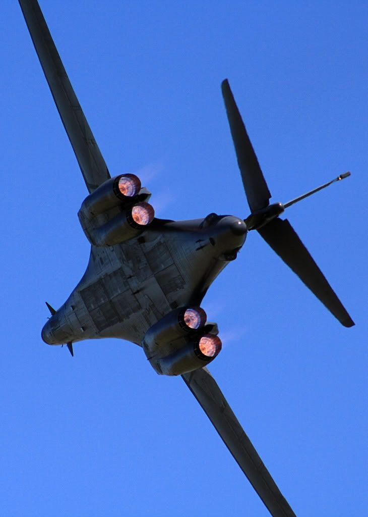 IMAGE: http://i155.photobucket.com/albums/s314/Lethal_014/B1passv1.jpg