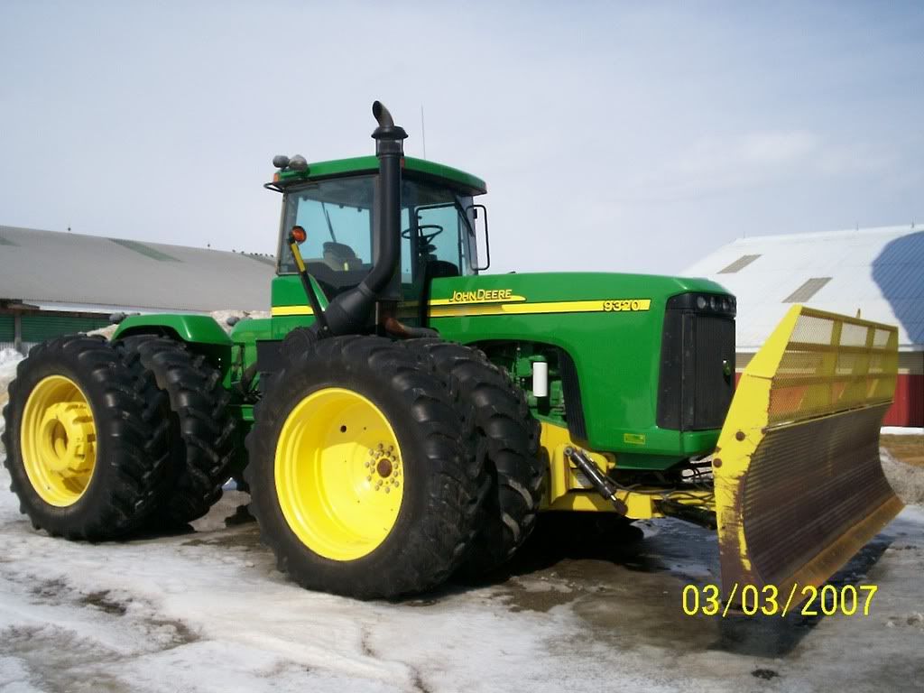 JohnDeere9320with16footblade.jpg